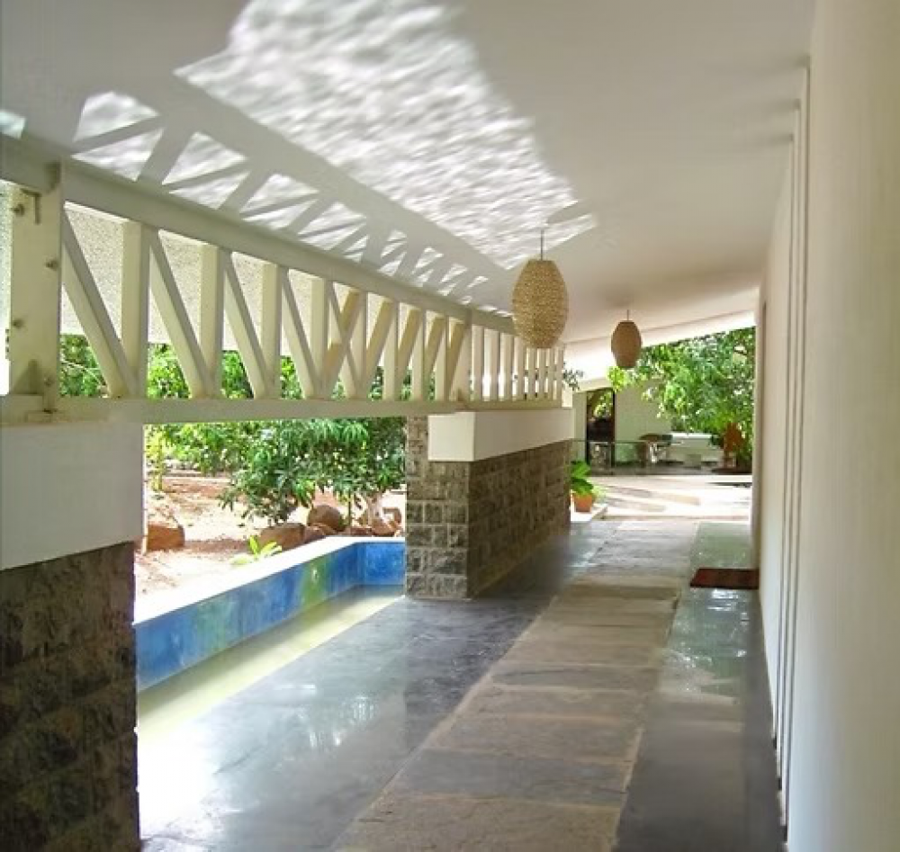 C House