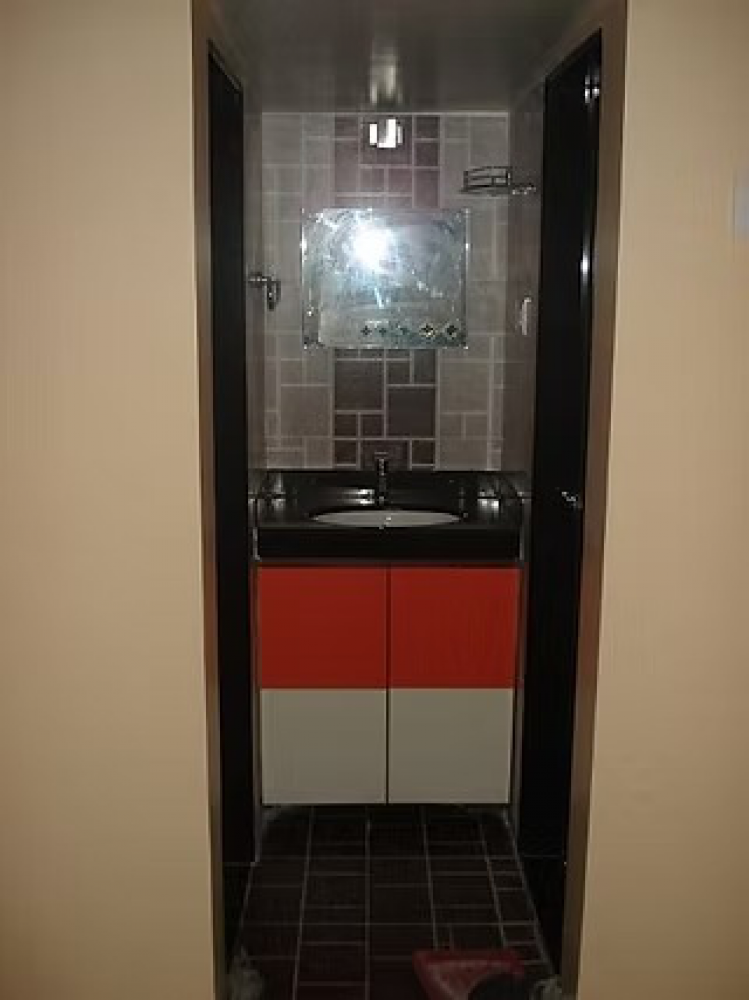 Thane Kolte House